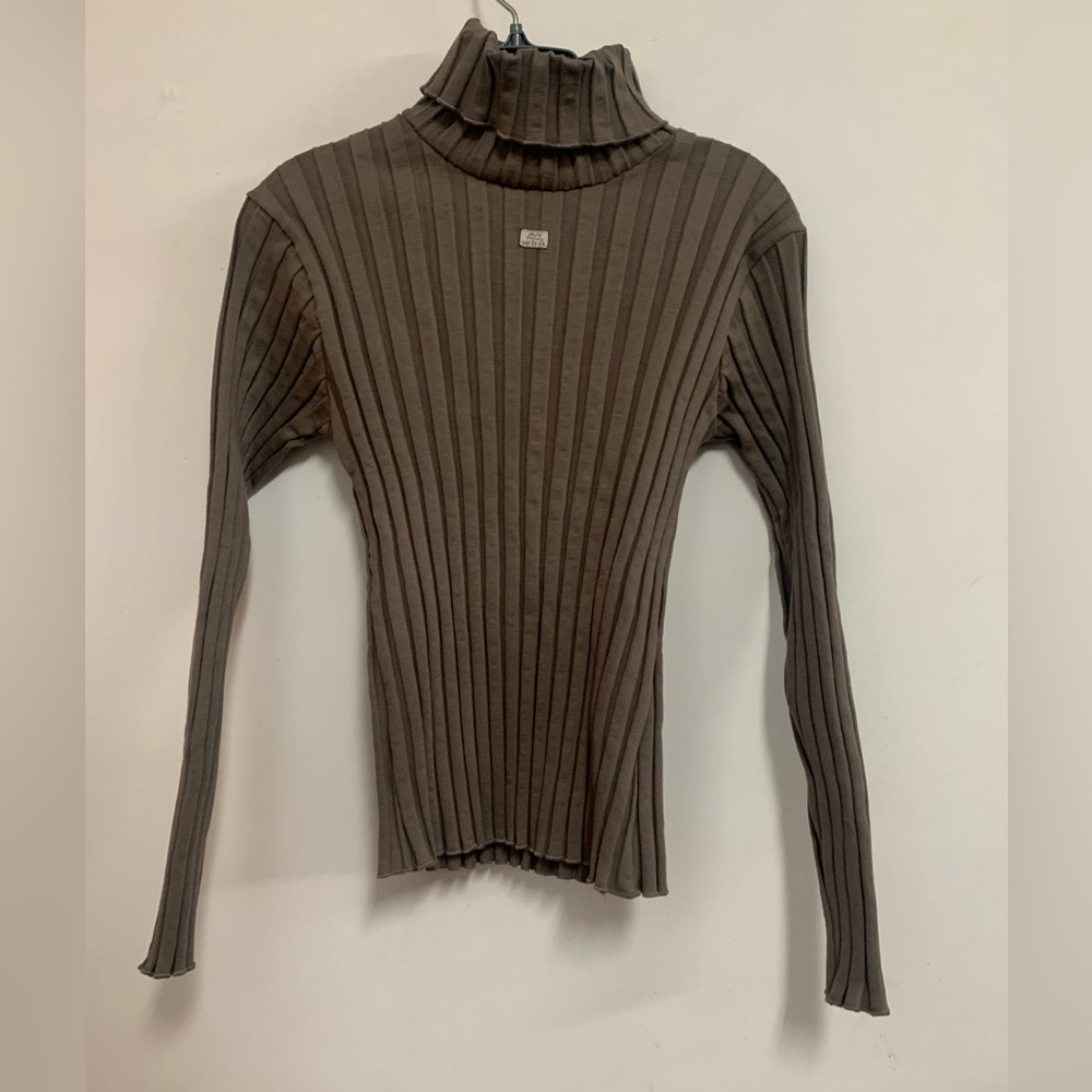 Lili Gaufrette Ribbed Turtleneck